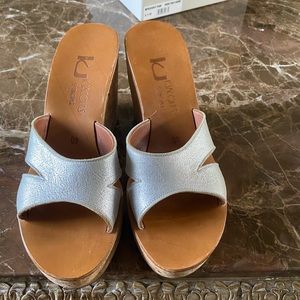 Worn once wedges! Super cute